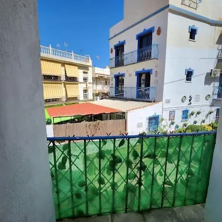 Del Sol Apartment *